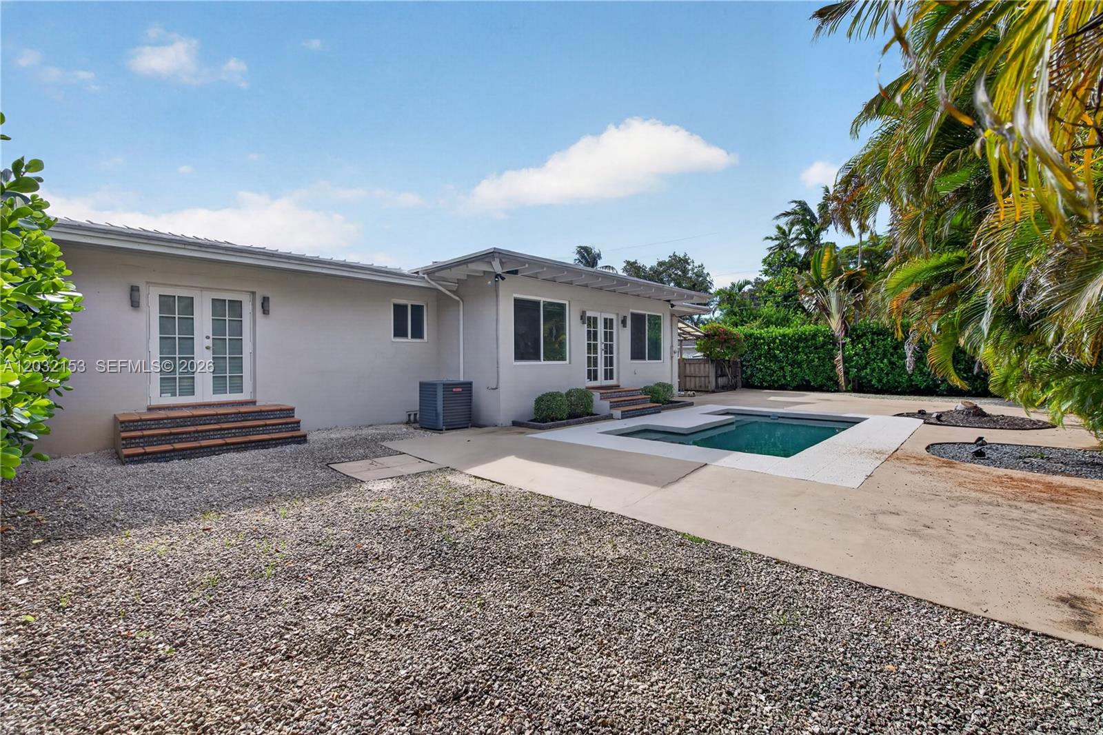 MIAMI SHORES SEC 1 AMD - Residential Lease