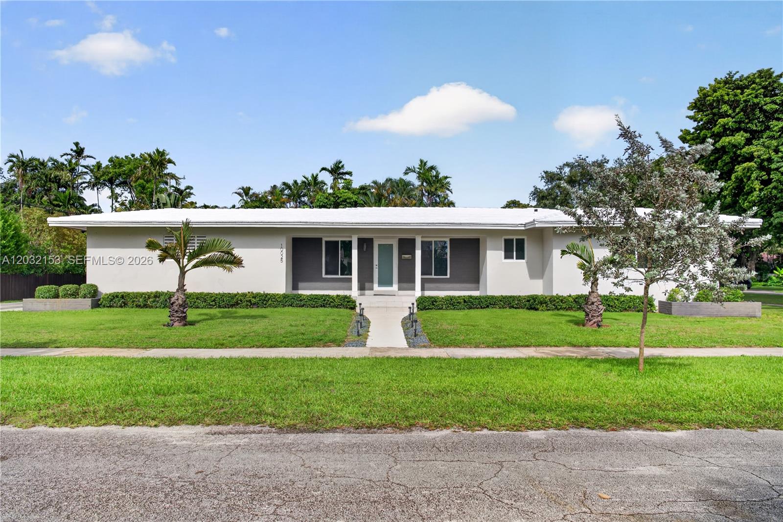 MIAMI SHORES SEC 1 AMD - Residential Lease