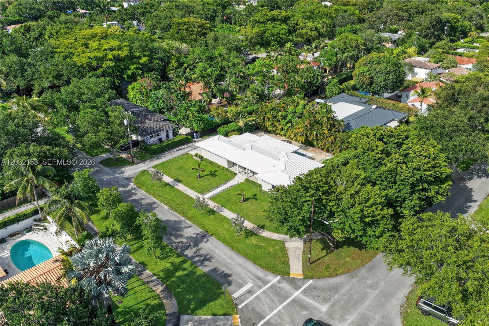 MIAMI SHORES SEC 1 AMD - Residential Lease