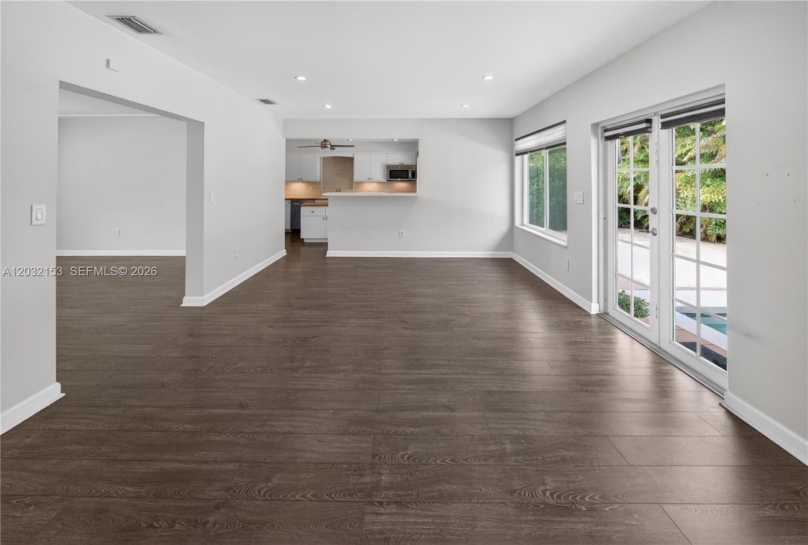 MIAMI SHORES SEC 1 AMD - Residential Lease