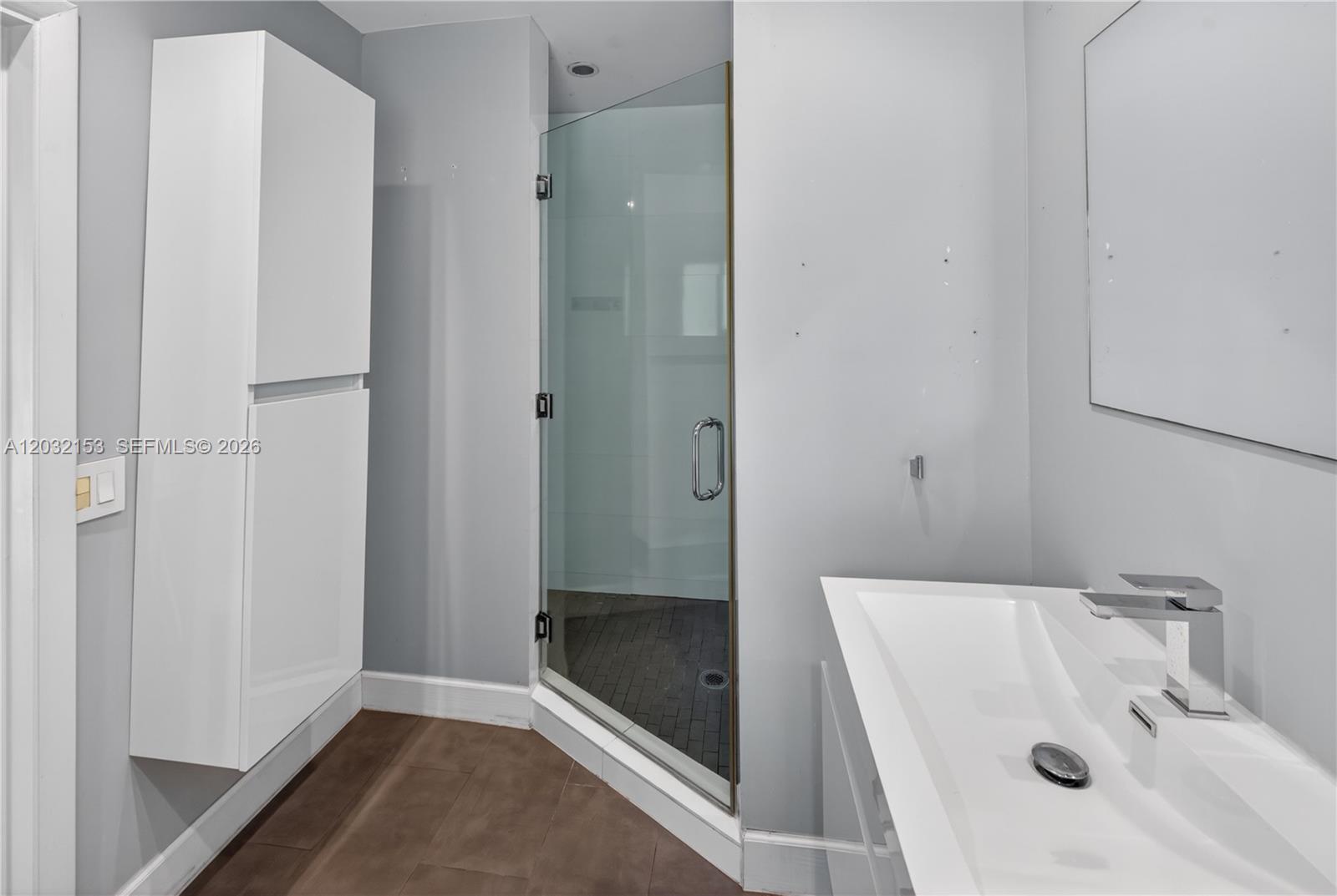 MIAMI SHORES SEC 1 AMD - Residential Lease