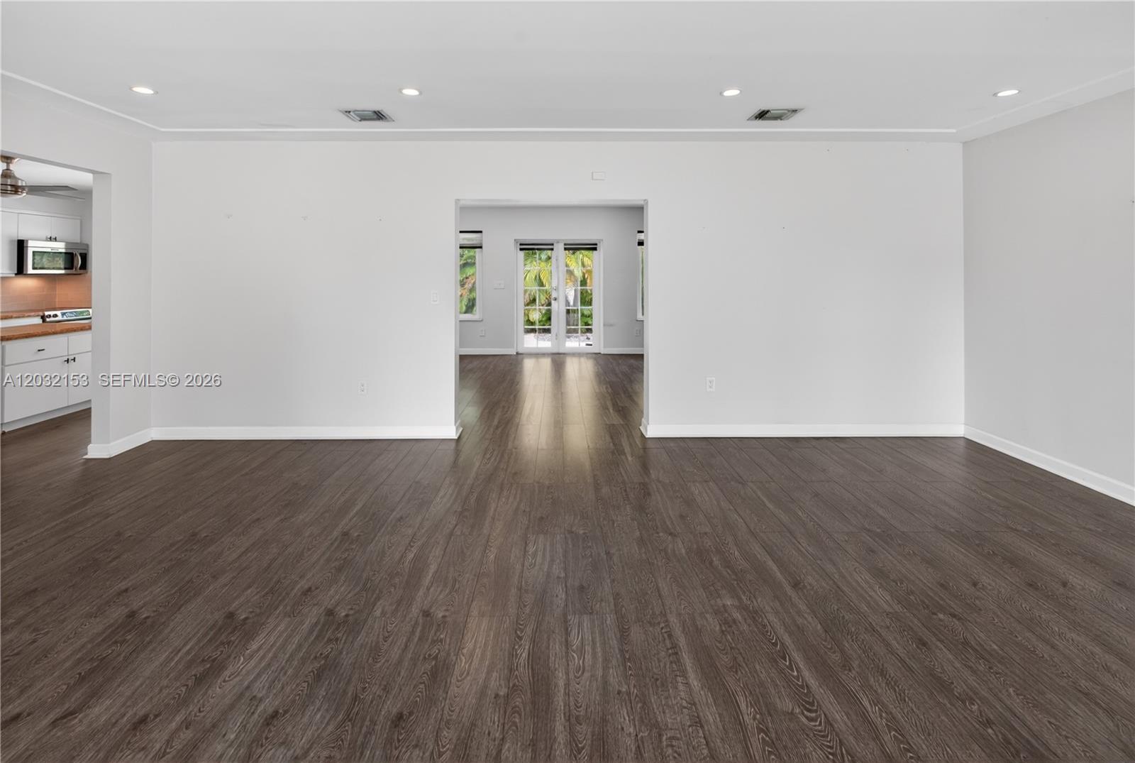 MIAMI SHORES SEC 1 AMD - Residential Lease