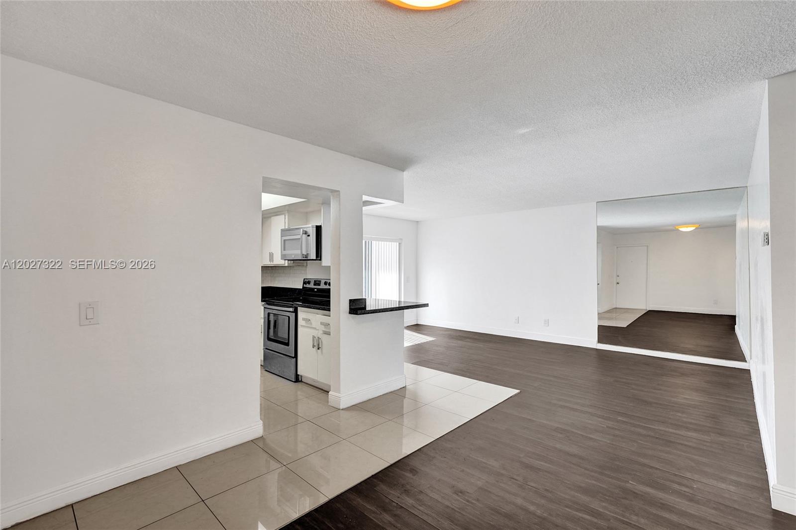 ARROWHEAD CONDO NO III - Residential