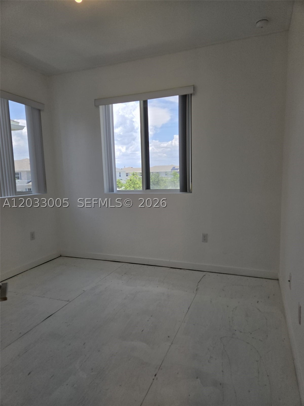 PALMS AT BELLA VISTA - Residential