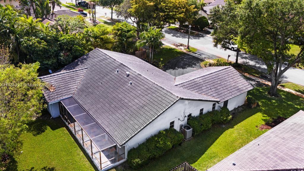 JACARANDA LAKES SEC 1 - Residential