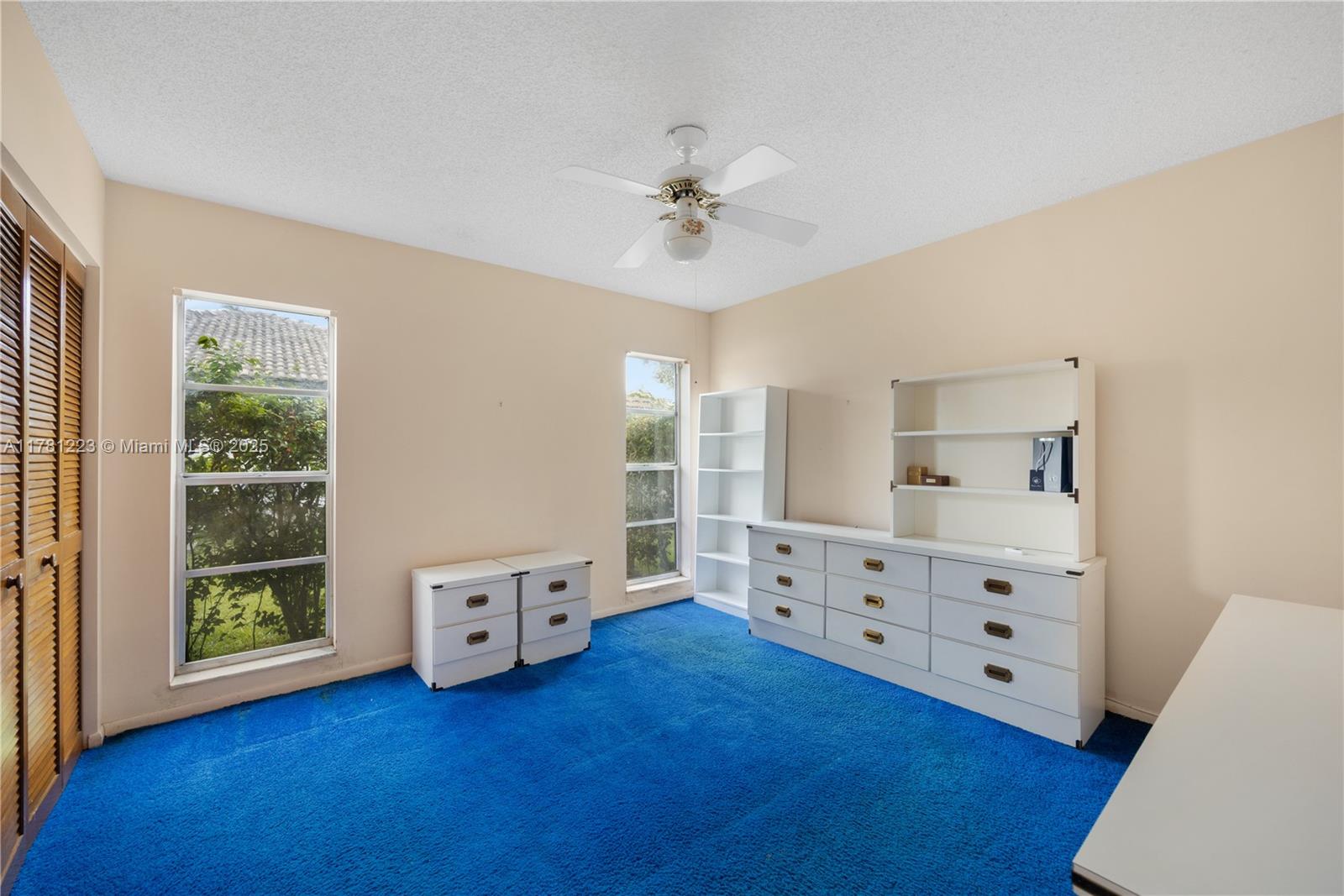 JACARANDA LAKES SEC 1 - Residential