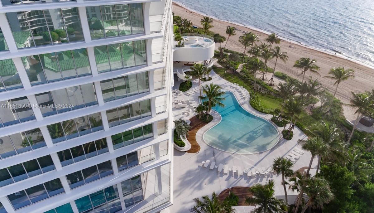 JADE SIGNATURE CONDO - Residential