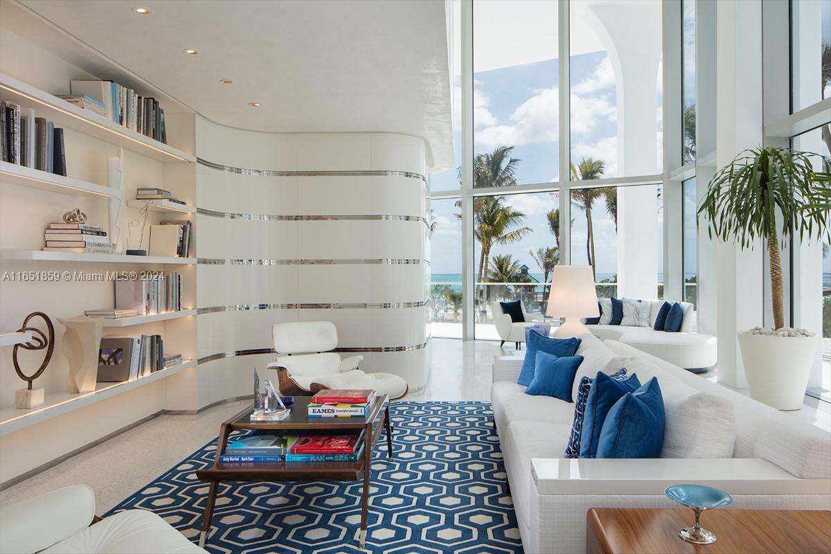 JADE SIGNATURE CONDO - Residential