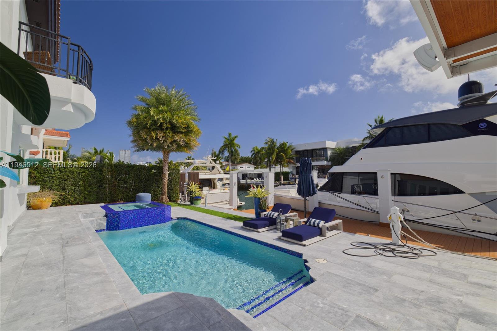EASTERN SHORES 1ST ADDN - Residential