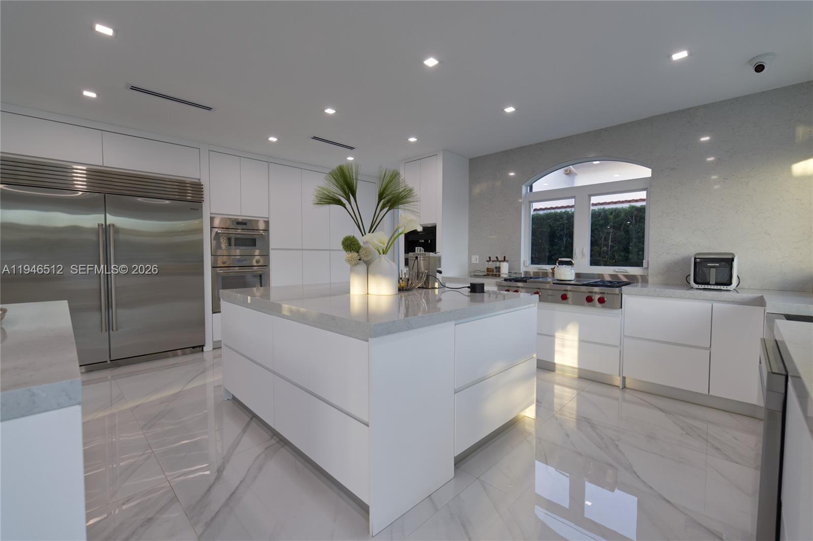 EASTERN SHORES 1ST ADDN - Residential