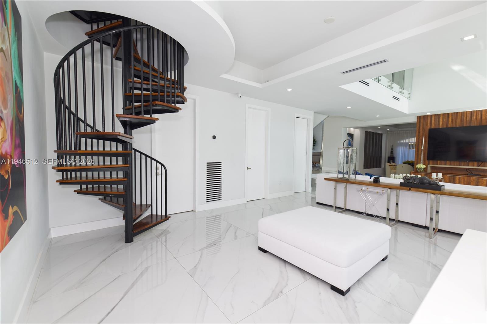 EASTERN SHORES 1ST ADDN - Residential