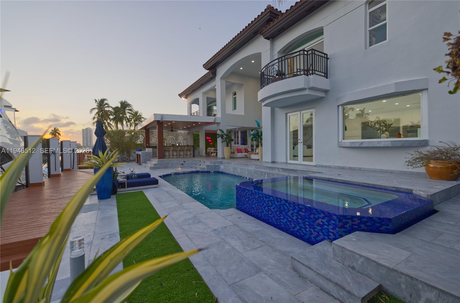 EASTERN SHORES 1ST ADDN - Residential
