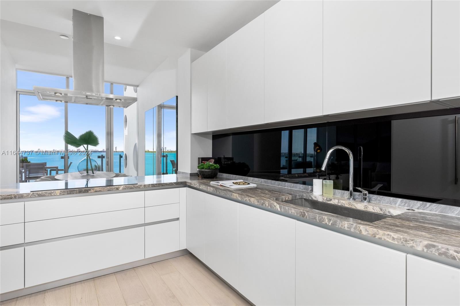 Missoni Baia - Residential