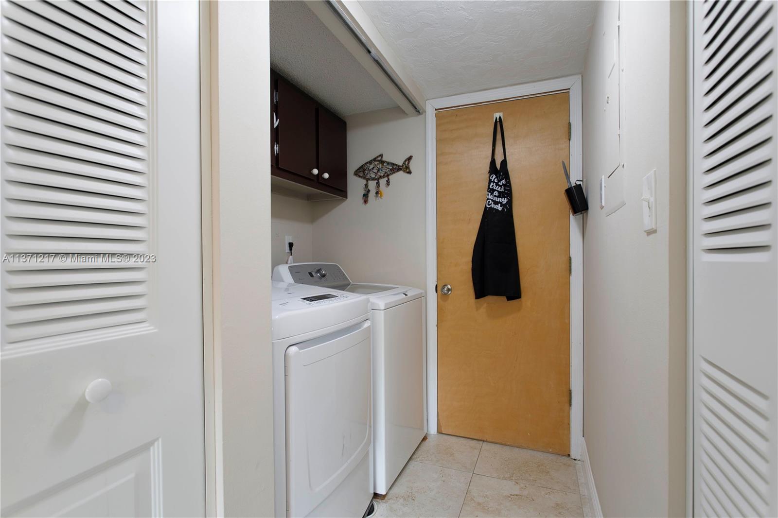 SABAL CHASE SEC 1 - Residential