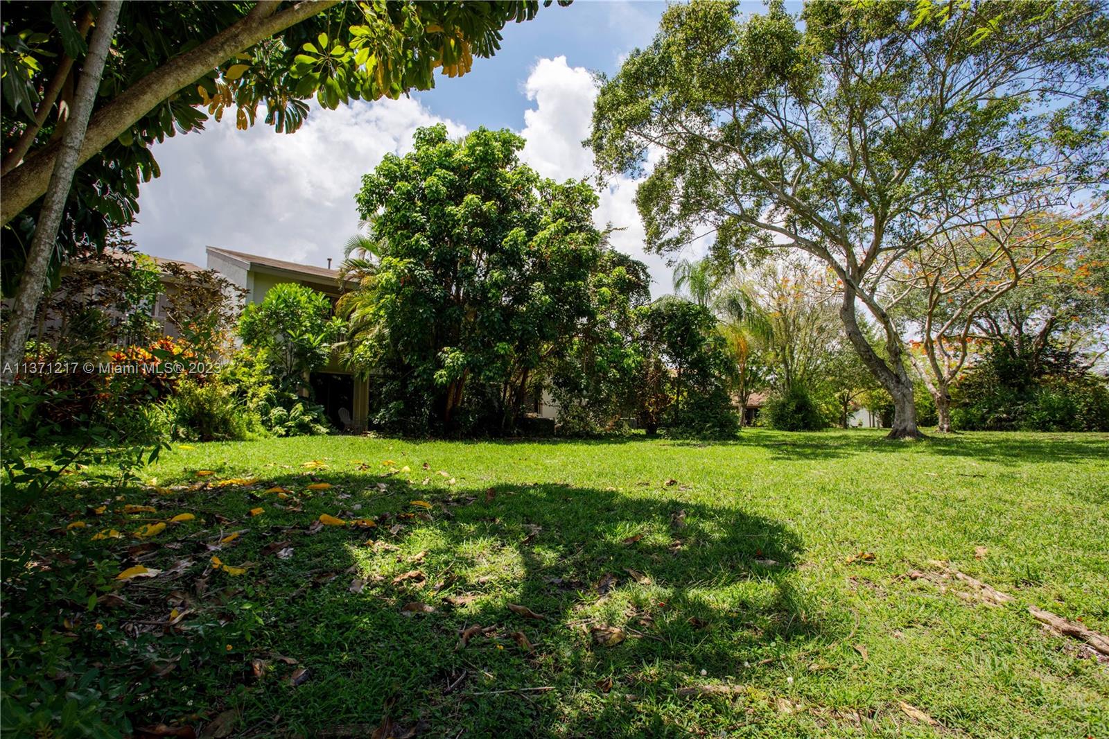 SABAL CHASE SEC 1 - Residential