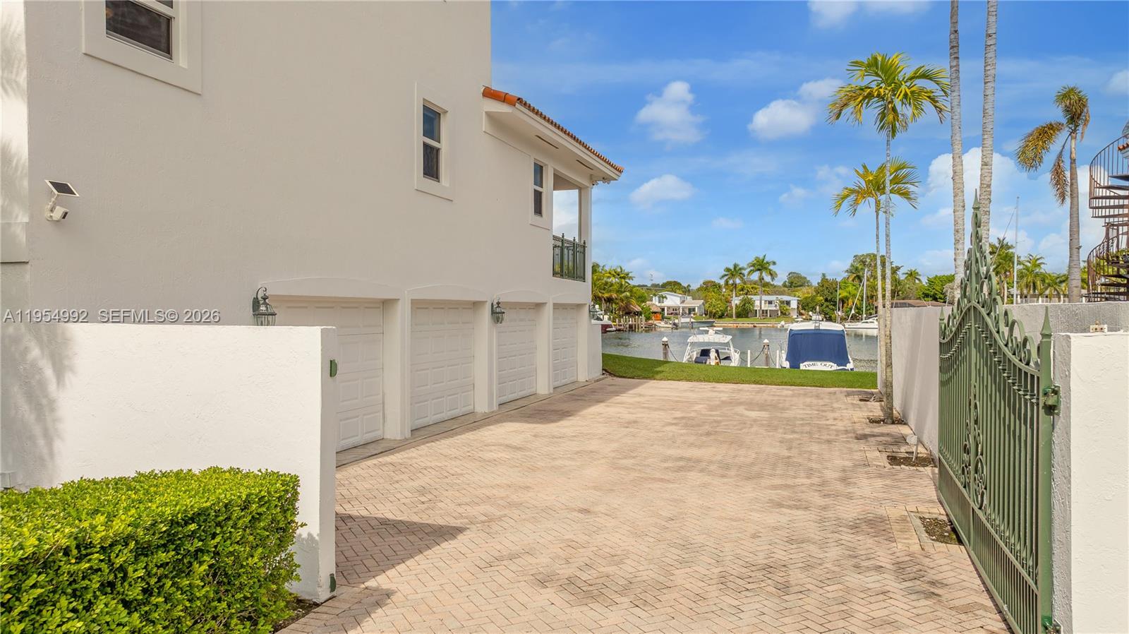 KINGS BAY SUB - Residential