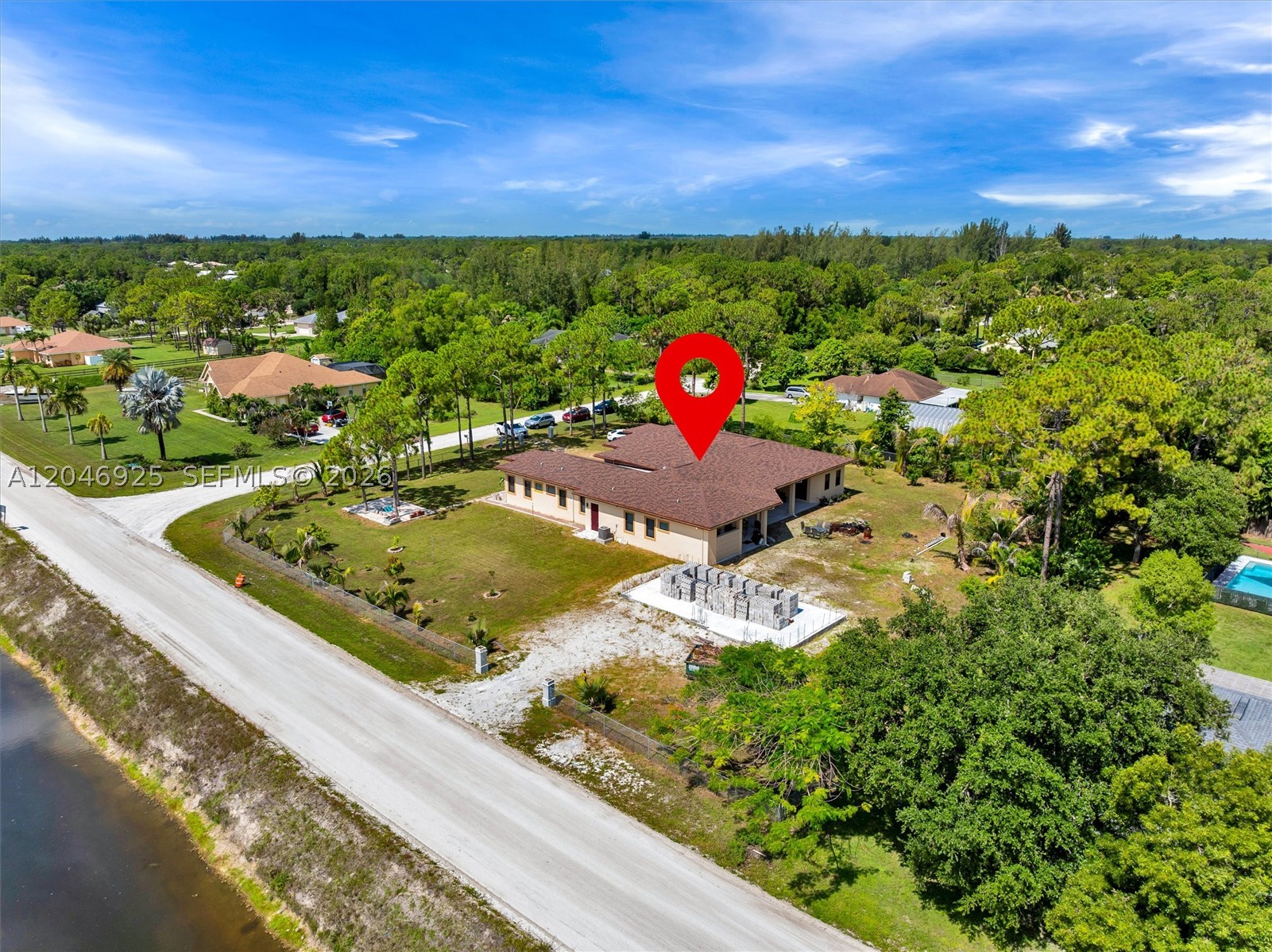 Acreage & unrec - Residential