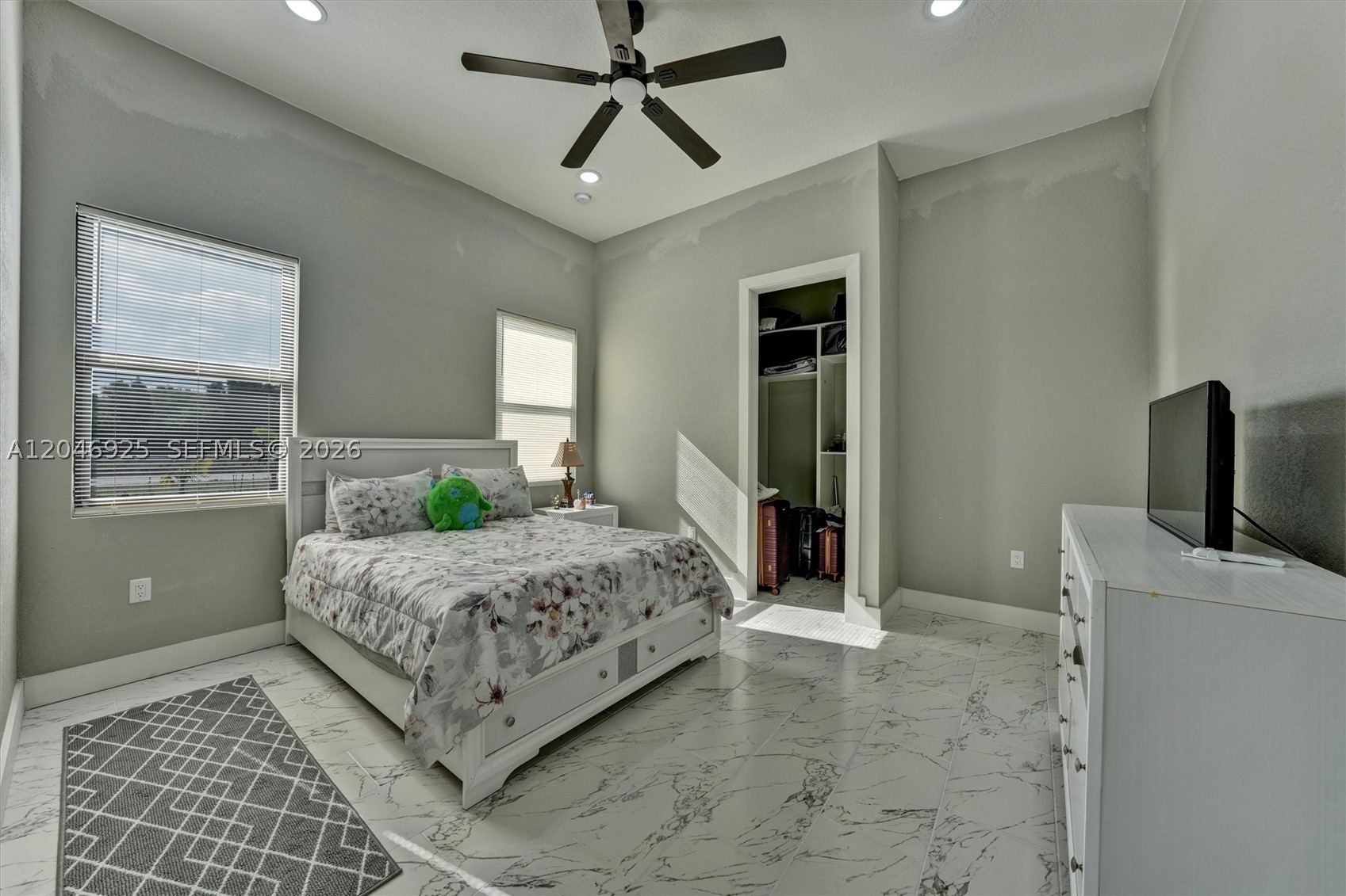 Acreage & unrec - Residential