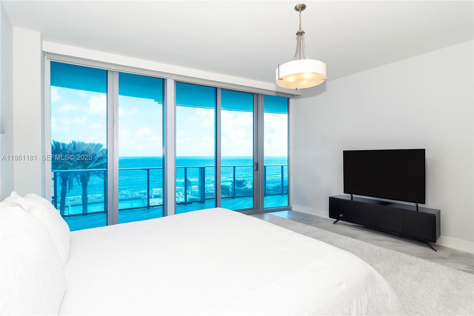 PARAMOUNT FT LAUDERDALE C - Residential