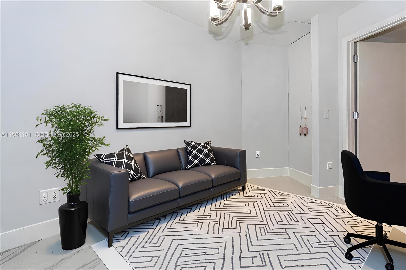 PARAMOUNT FT LAUDERDALE C - Residential