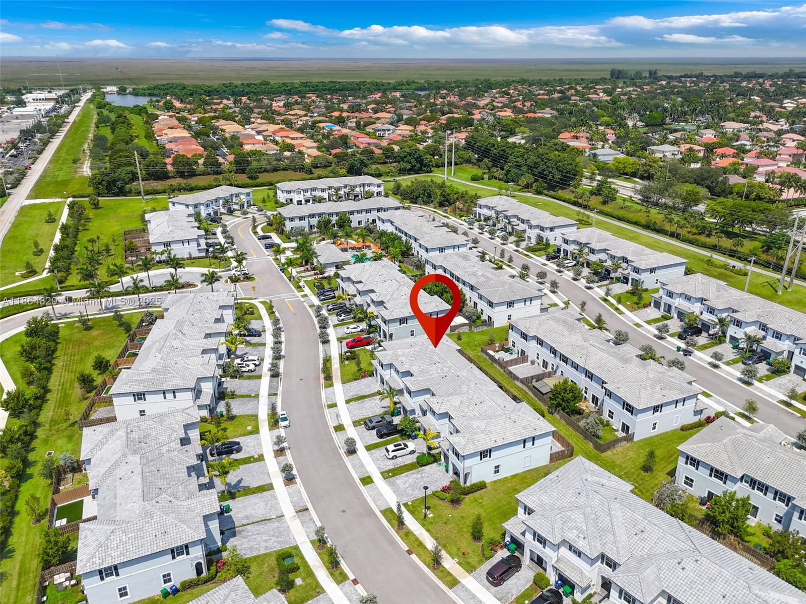 WINDSOR SQUARE - Residential