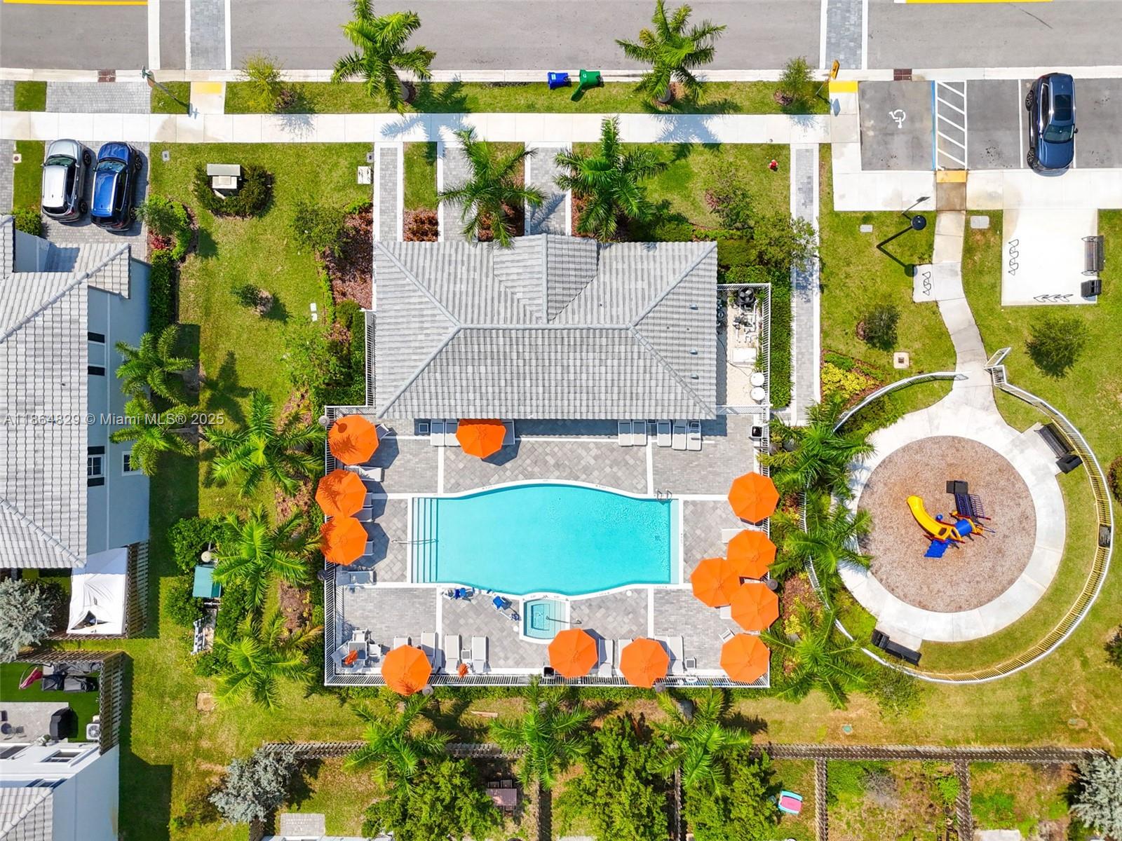 WINDSOR SQUARE - Residential