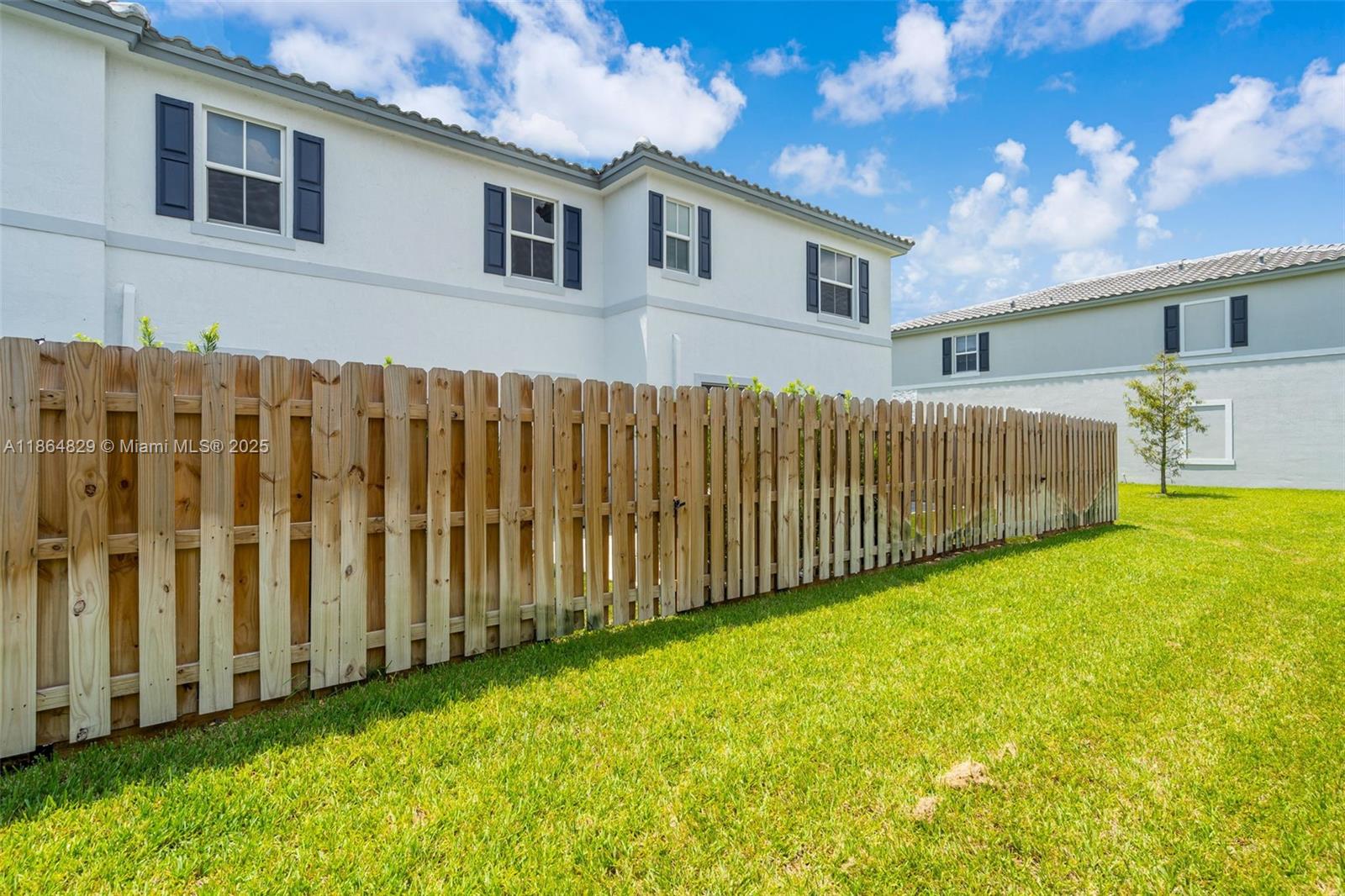 WINDSOR SQUARE - Residential