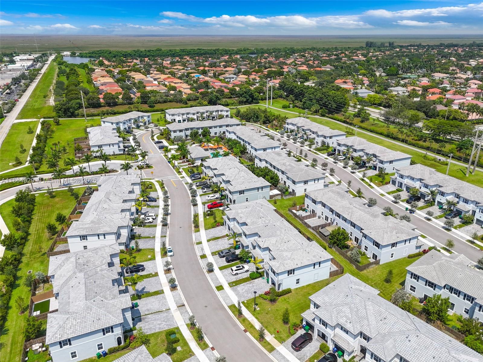 WINDSOR SQUARE - Residential