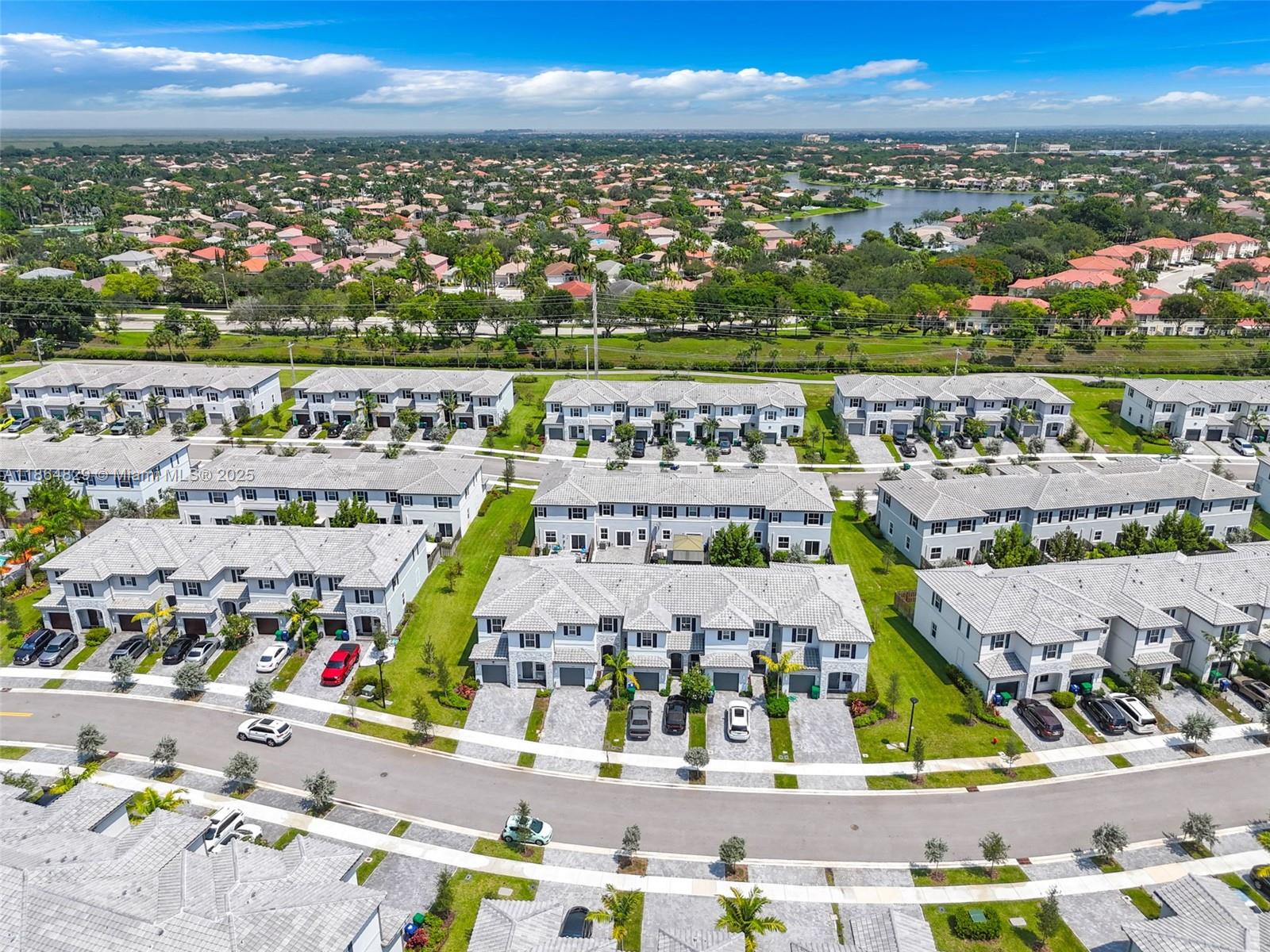 WINDSOR SQUARE - Residential