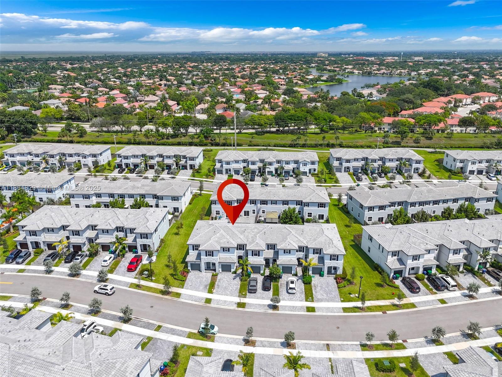 WINDSOR SQUARE - Residential