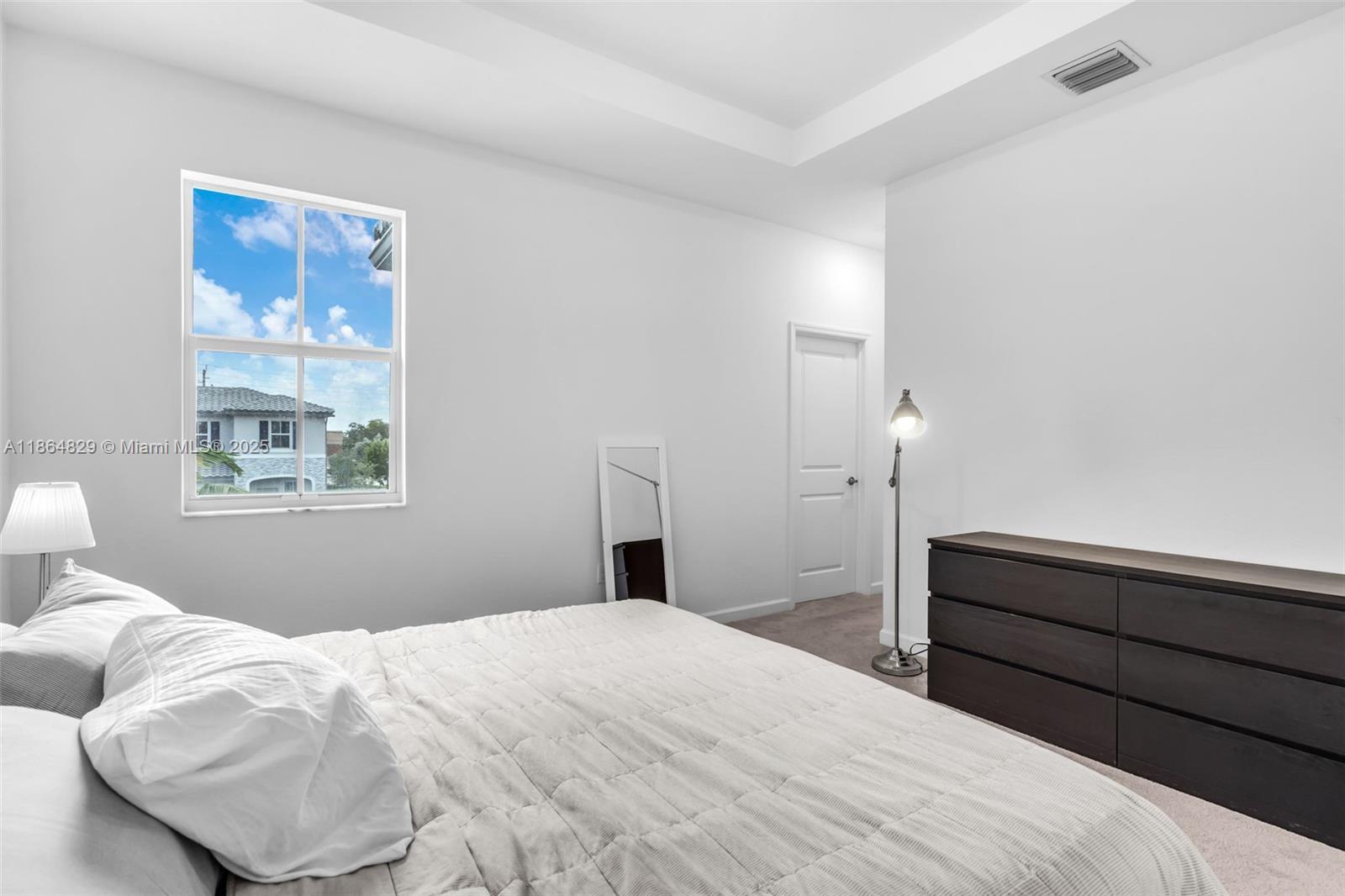 WINDSOR SQUARE - Residential