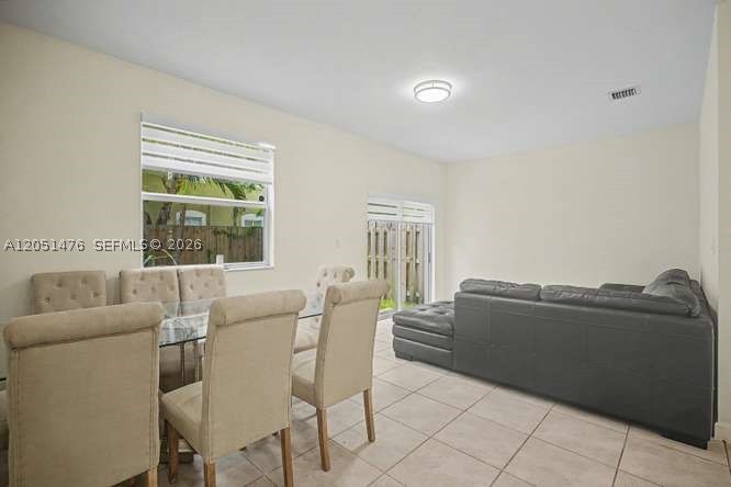 KEYS GATE RESIDENTIAL - Residential Lease
