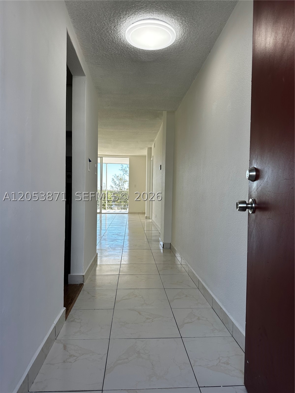 EASTERN SHORES WHITE HOUS - Residential