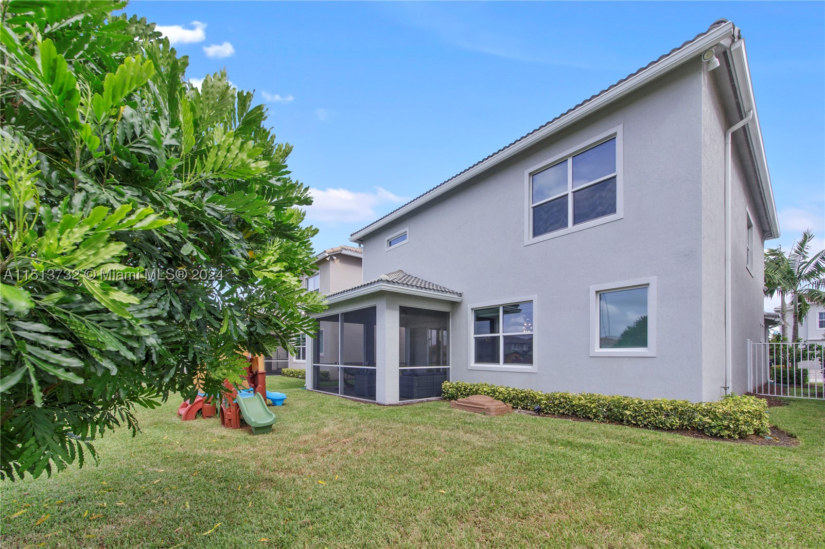 PARKVIEW AT HILLCREST - Residential