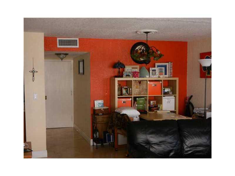 BRICKELL SHORES CONDO - Residential Lease
