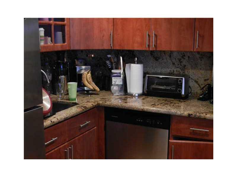 BRICKELL SHORES CONDO - Residential Lease