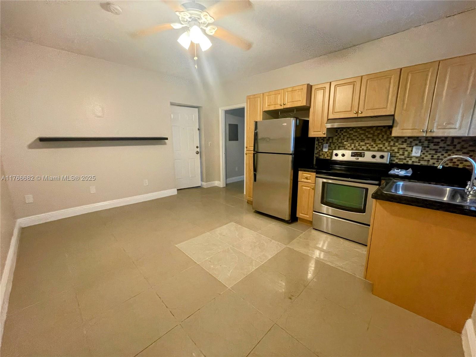 RIVER LOFTS CONDO - Residential Lease