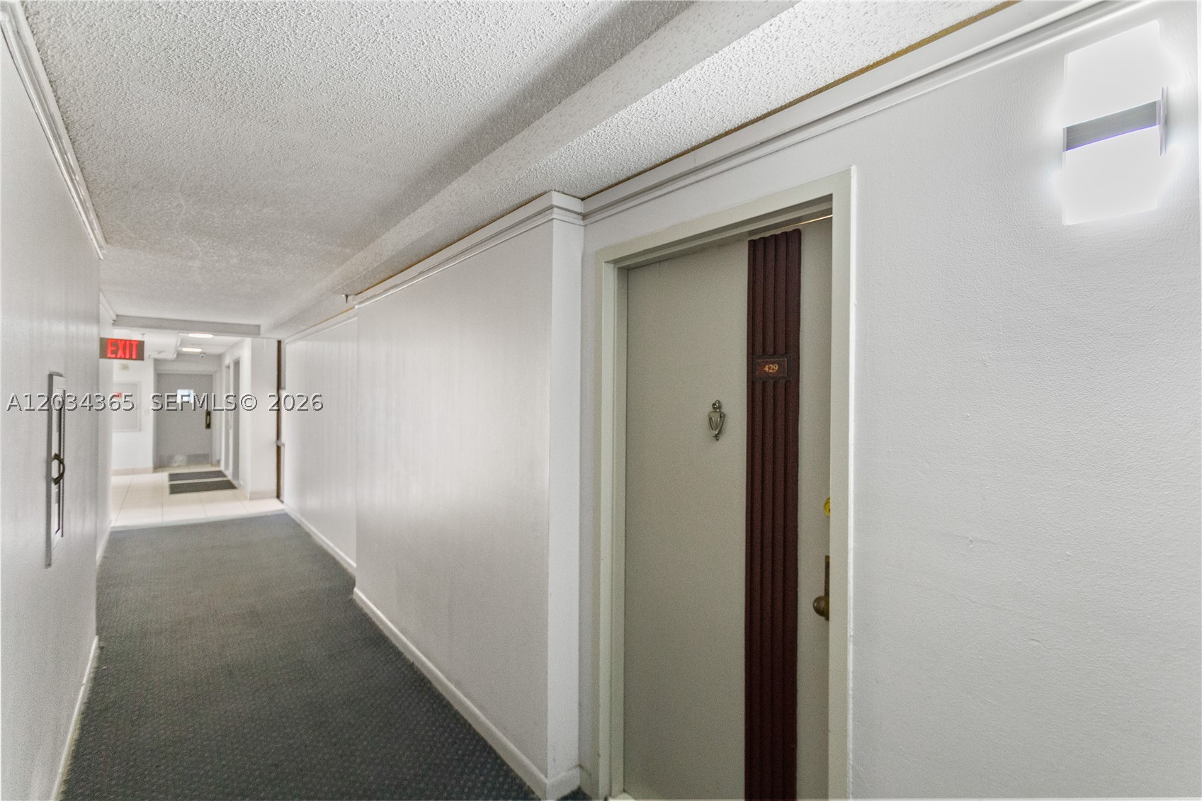 PLAZA OF AMERICAS CONDO P - Residential Lease