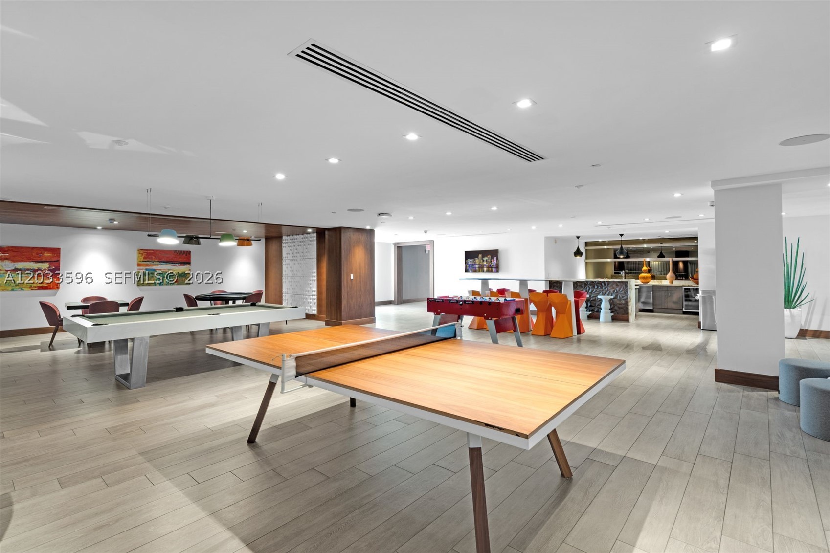 PARQUE TOWERS CONDO - Residential Lease