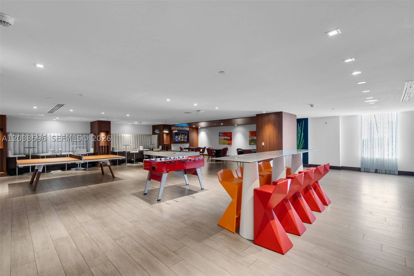PARQUE TOWERS CONDO - Residential Lease