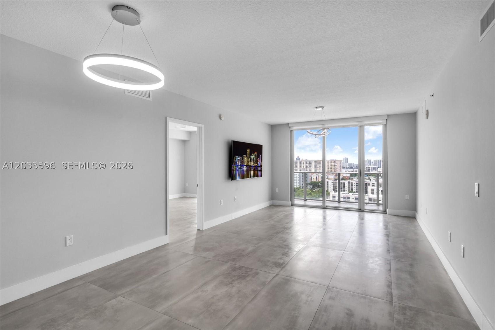 PARQUE TOWERS CONDO - Residential Lease