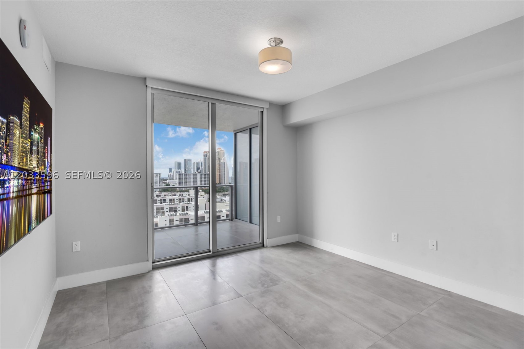 PARQUE TOWERS CONDO - Residential Lease