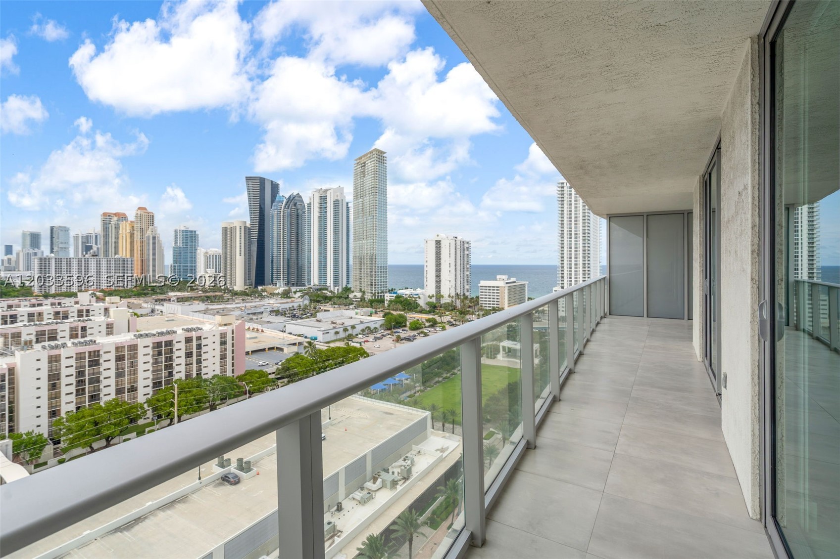 PARQUE TOWERS CONDO - Residential Lease