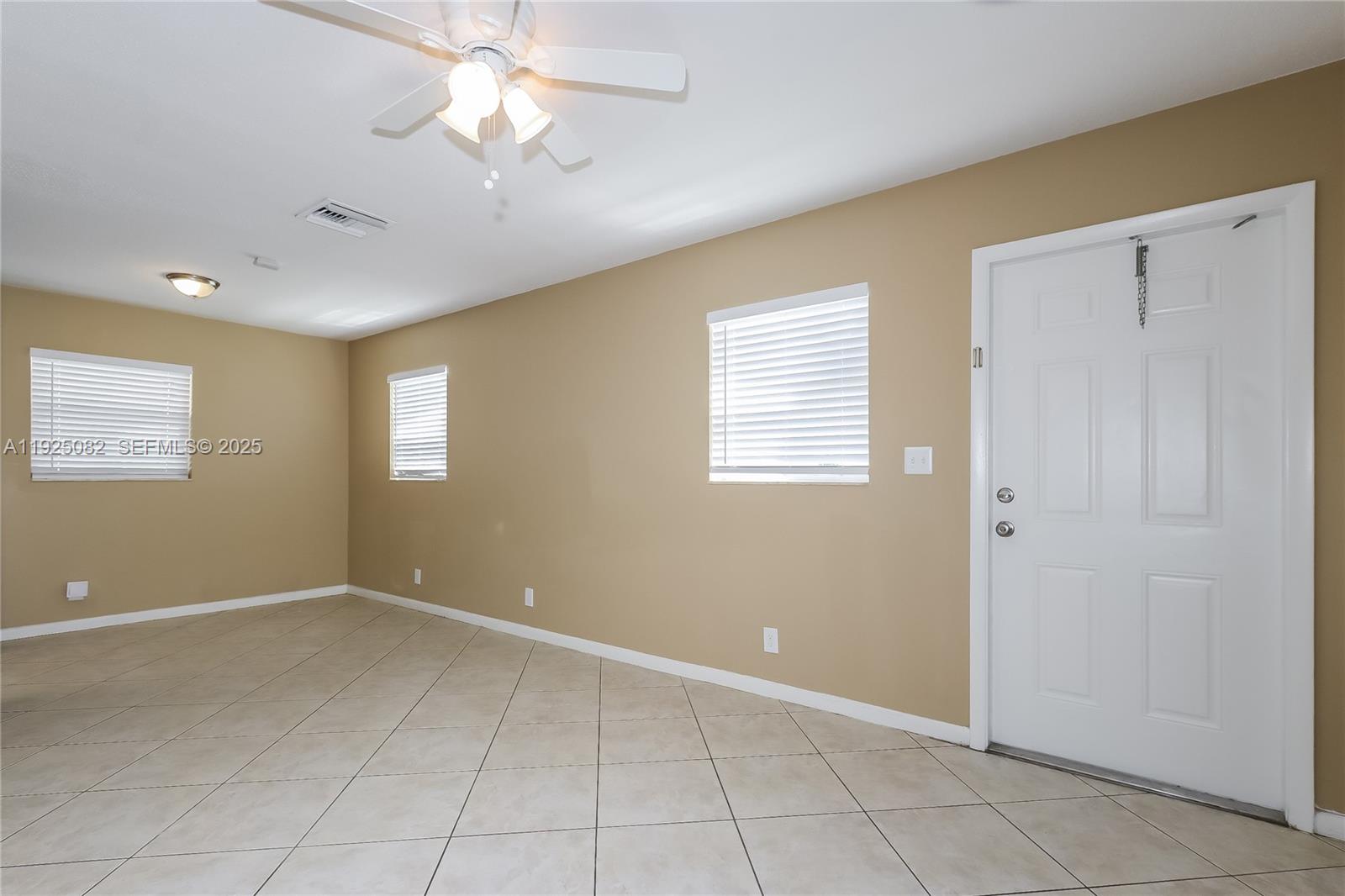 ROOSEVELT ESTATES - Residential Lease