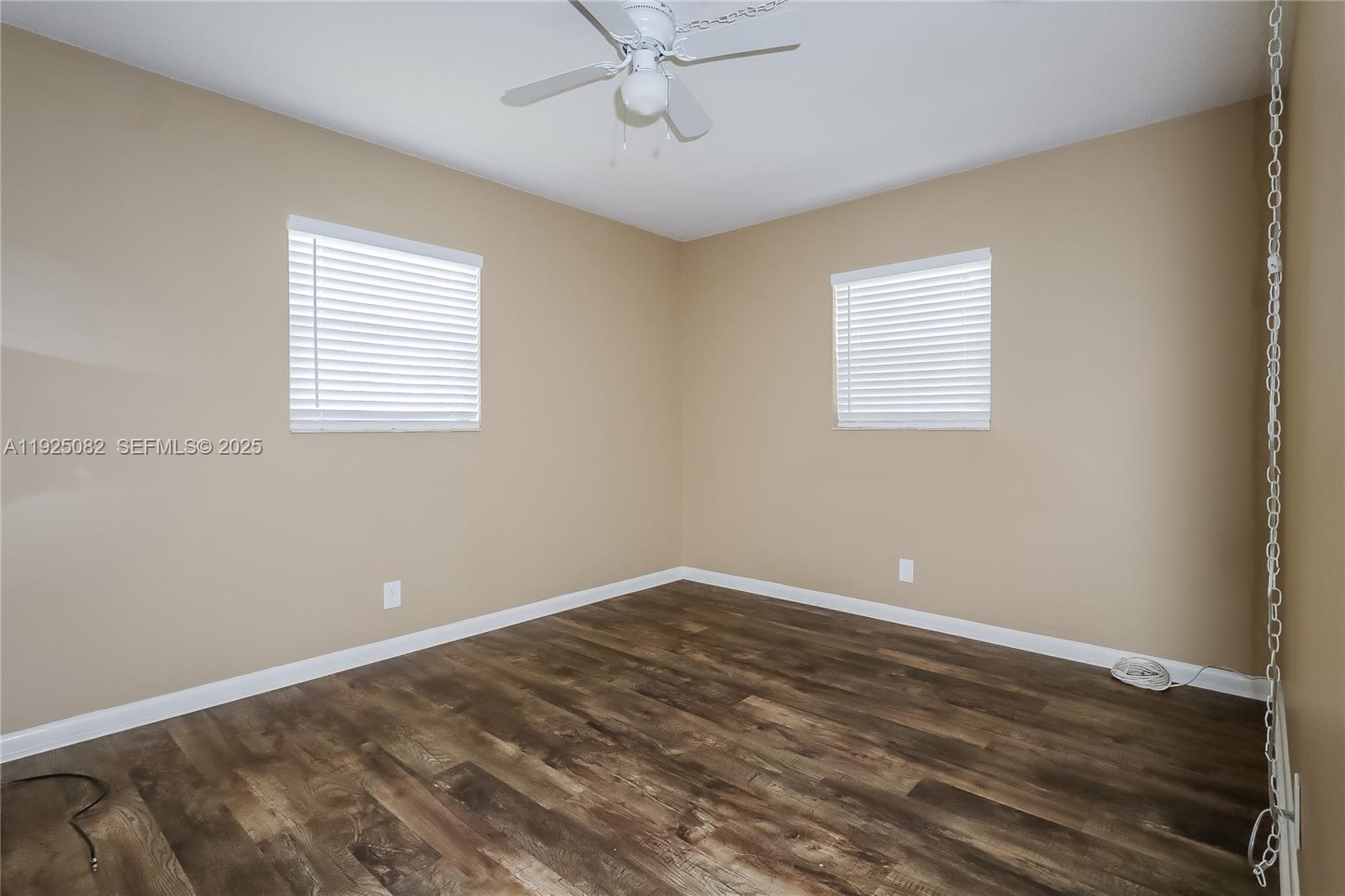 ROOSEVELT ESTATES - Residential Lease