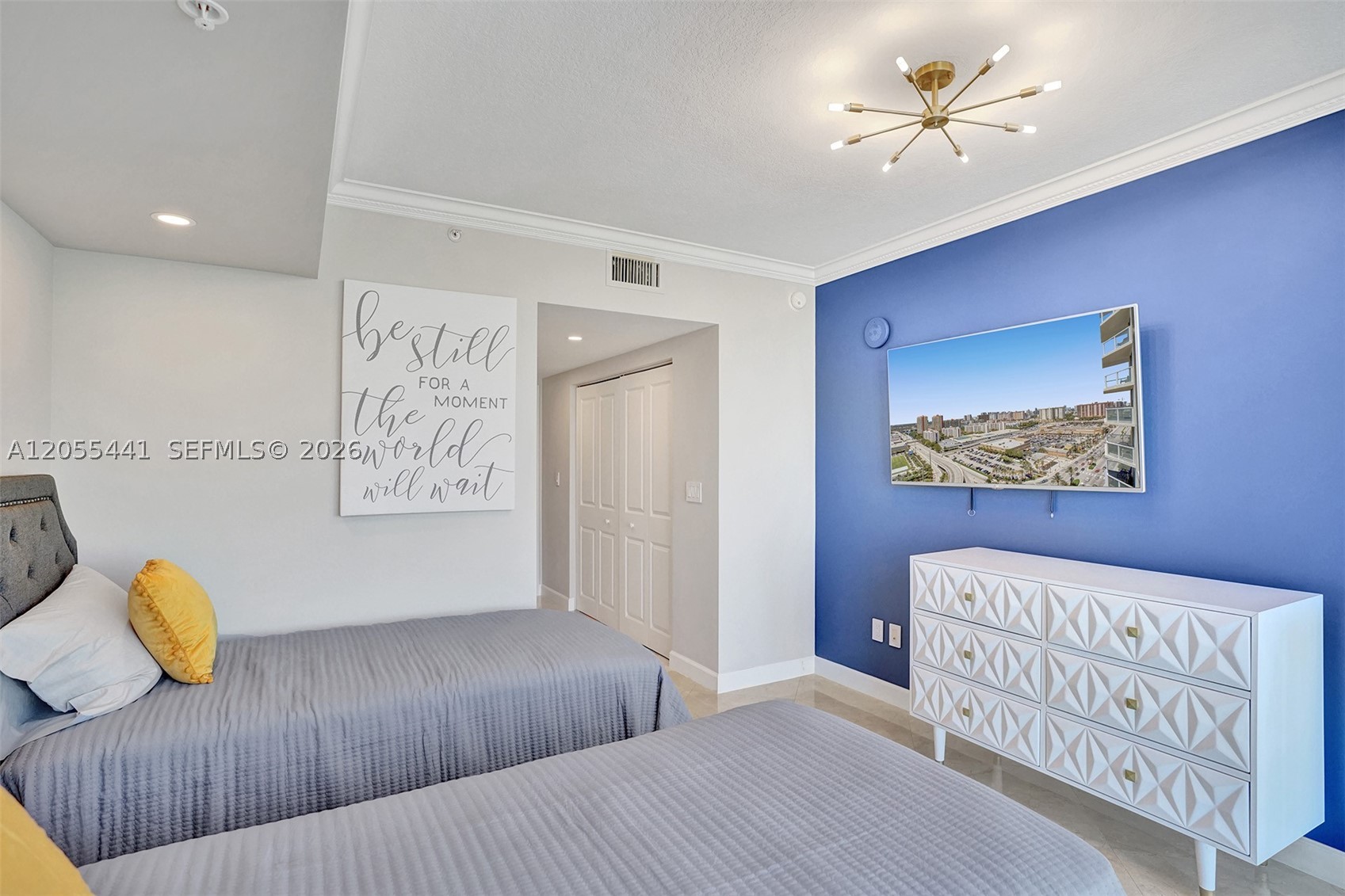 LA PERLA CONDO - Residential