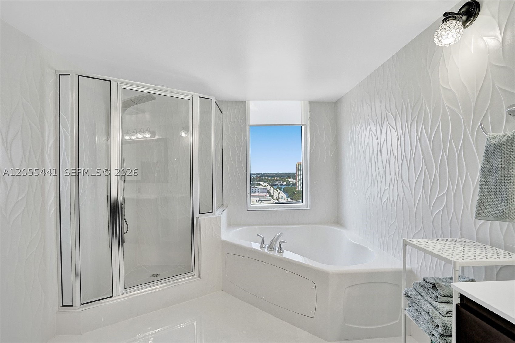 LA PERLA CONDO - Residential