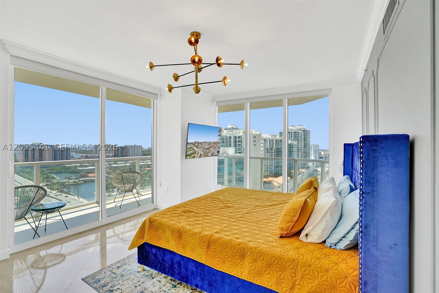 LA PERLA CONDO - Residential