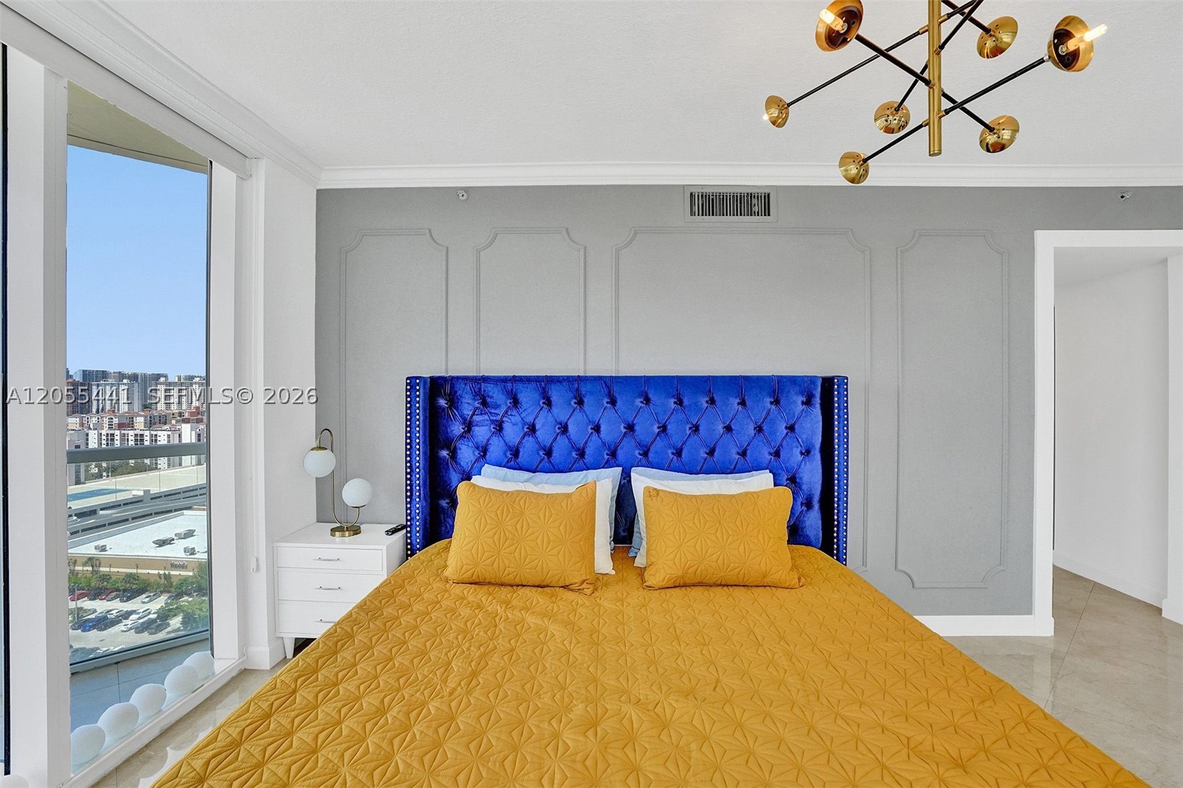 LA PERLA CONDO - Residential