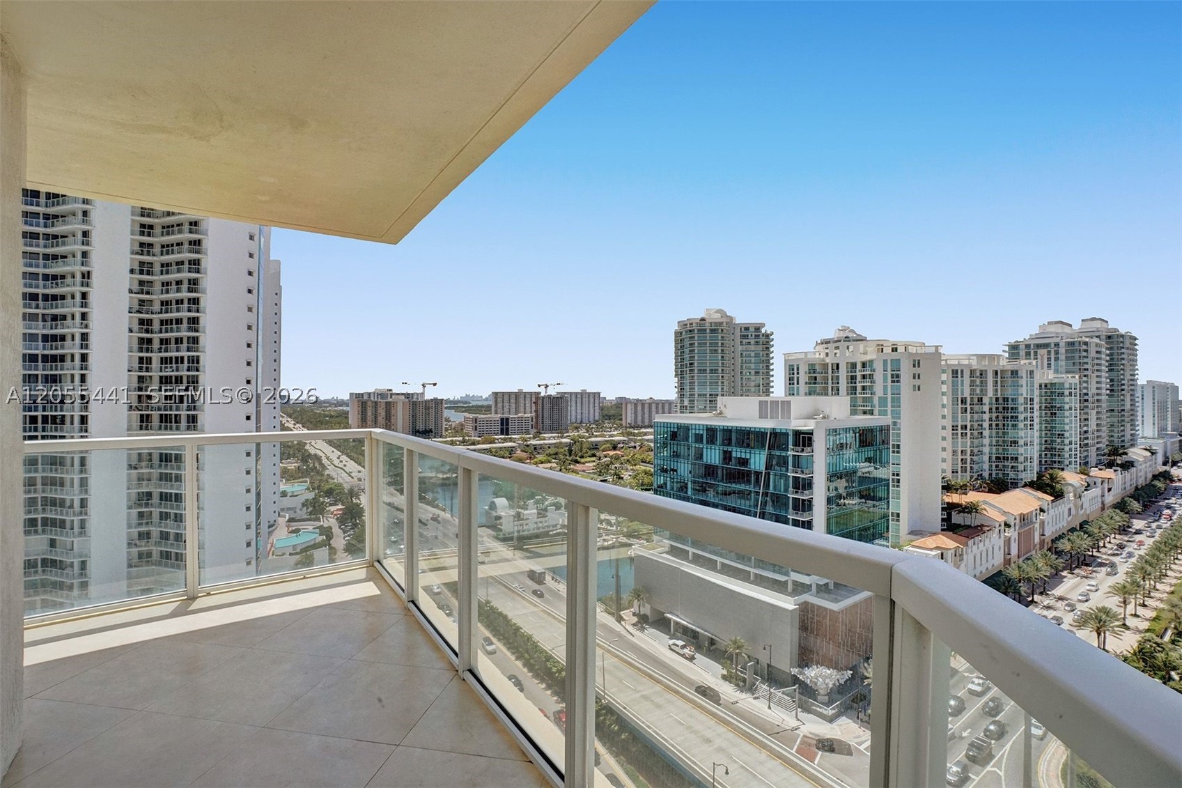 LA PERLA CONDO - Residential